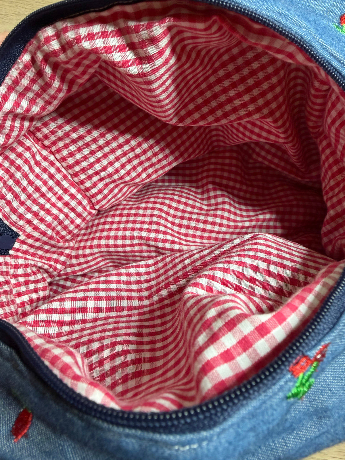 Trousse de toilette (M) - Modèle Jean Cerises x Vichy Rouge