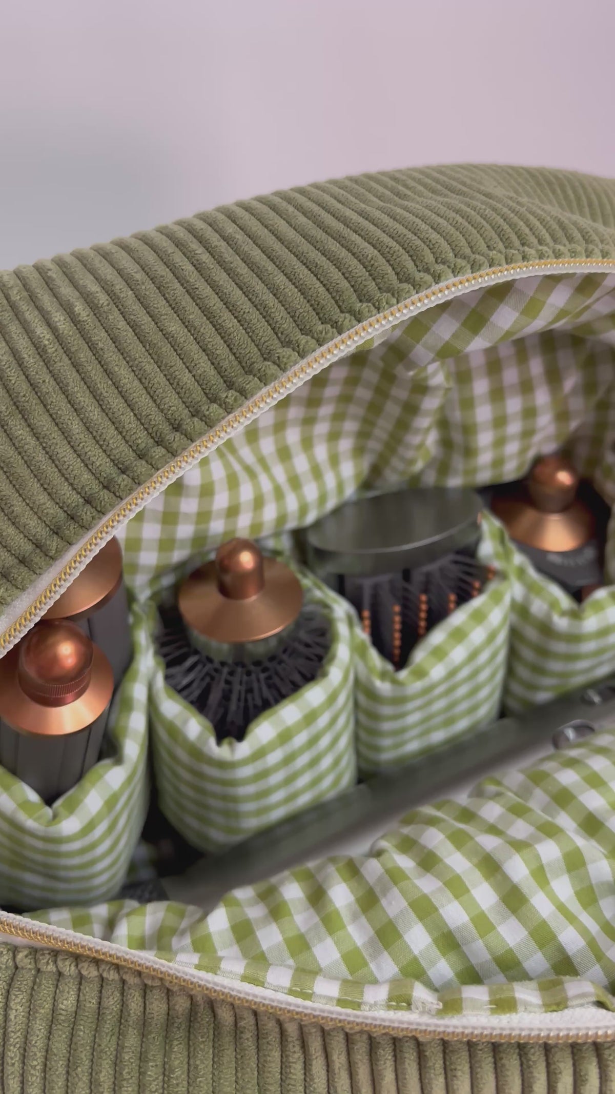 Trousse compatible Dyson Airwrap™ — Modèle Côtelé Vert x Vichy Vert I Blanc